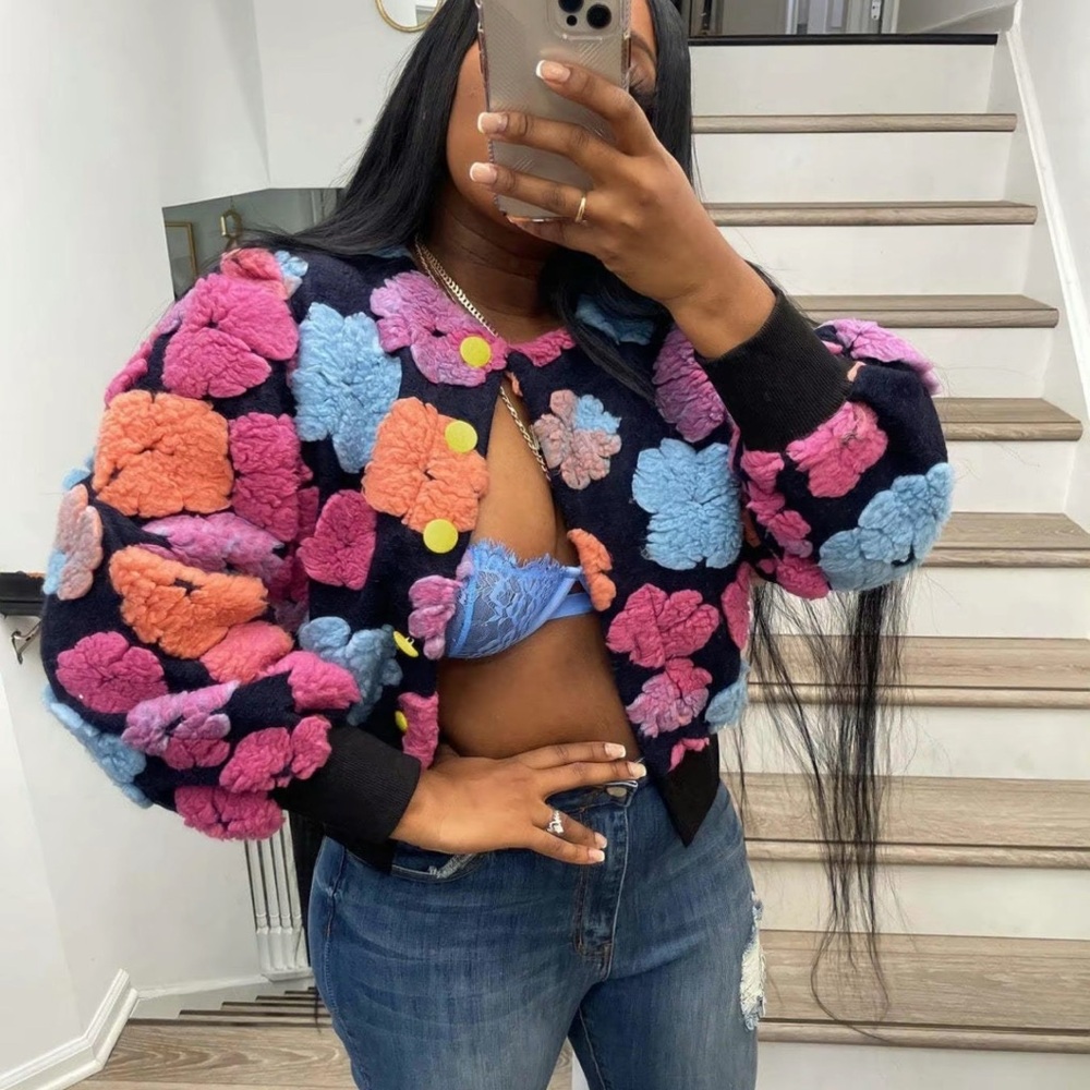 Floral Patterned Cropped Jacket